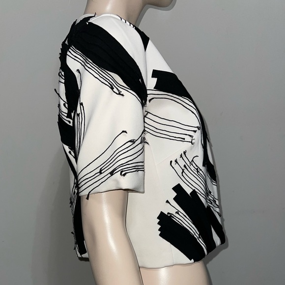 Natori Embroidered Abstract Bolero S - Picture 9 of 16